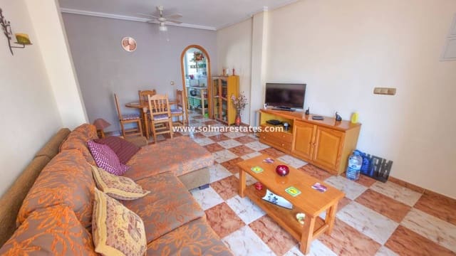 Apartamento de 2 habitaciones en Cabo Roig, Orihuela en venta con piscina - 157.500 € (Ref: 10001332)