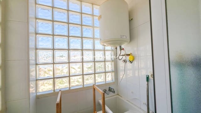 2 slaapkamer Appartement te koop in Cabo Roig, Orihuela met zwembad - € 157.500 (Ref: 10001332)