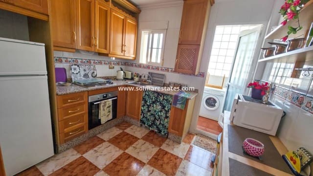 Apartamento de 2 habitaciones en Cabo Roig, Orihuela en venta con piscina - 157.500 € (Ref: 10001332)