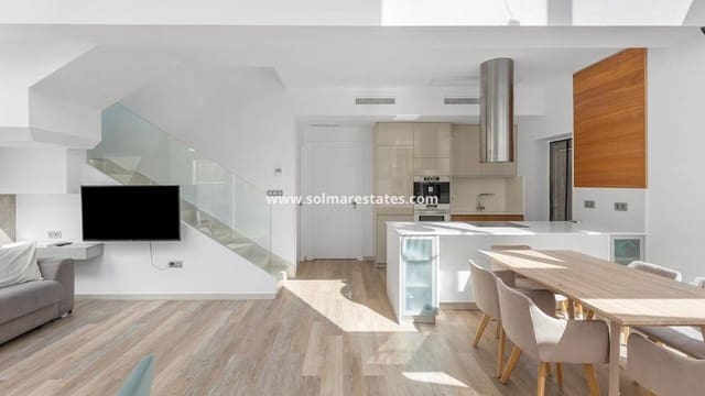 3 makuuhuone Huvila myytävänä paikassa Pueblo Bravo, Rojales mukana uima-altaan - 460 000 € (Ref: 10004298)