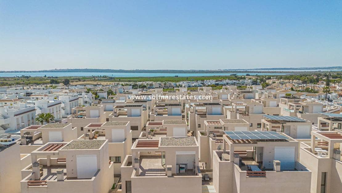 3 makuuhuone Huvila myytävänä paikassa Pueblo Bravo mukana uima-altaan - 460 000 € (Ref: 10004298)