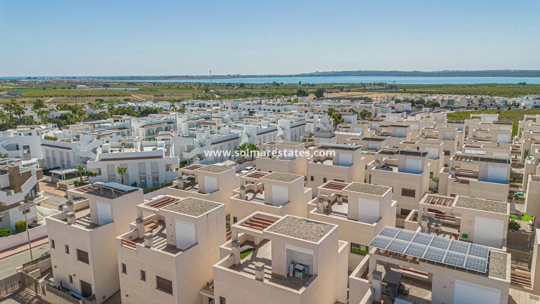 3 makuuhuone Huvila myytävänä paikassa Pueblo Bravo mukana uima-altaan - 460 000 € (Ref: 10004298)