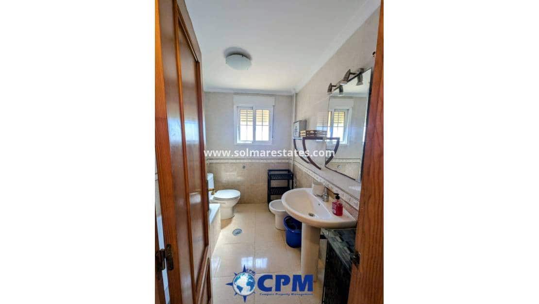 2 sovrum Lägenhet till salu i Cabo Roig med pool - 155 000 € (Ref: 10004630)