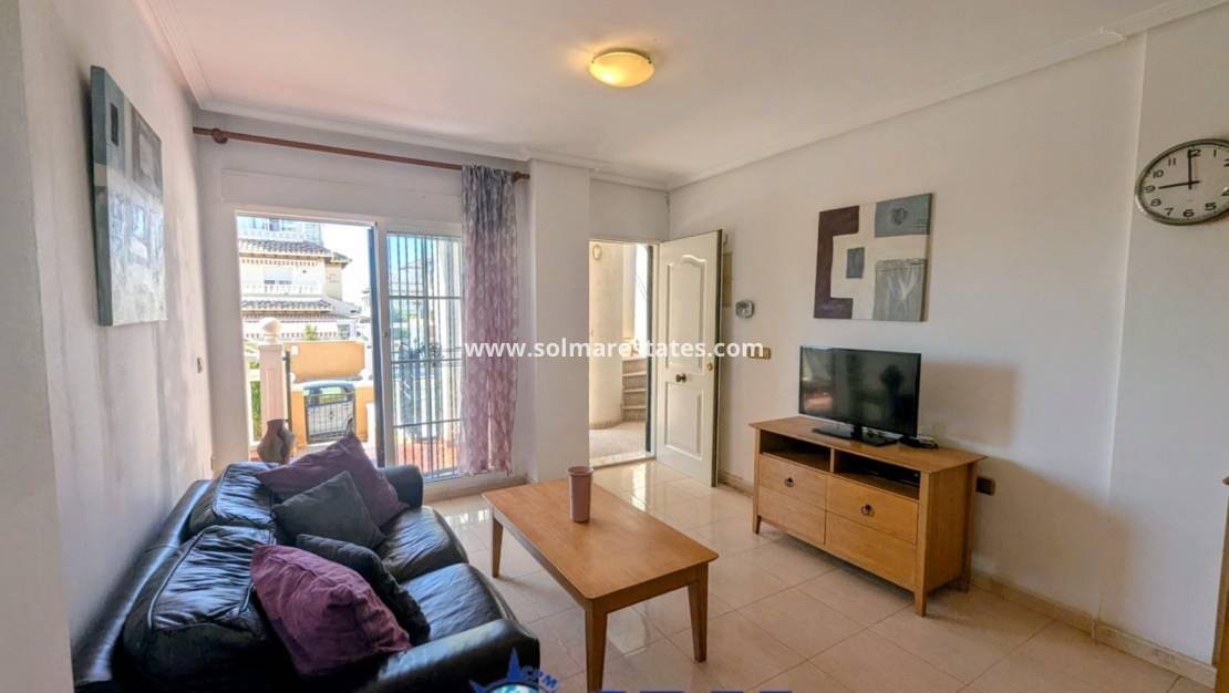 2 sovrum Lägenhet till salu i Cabo Roig med pool - 155 000 € (Ref: 10004630)