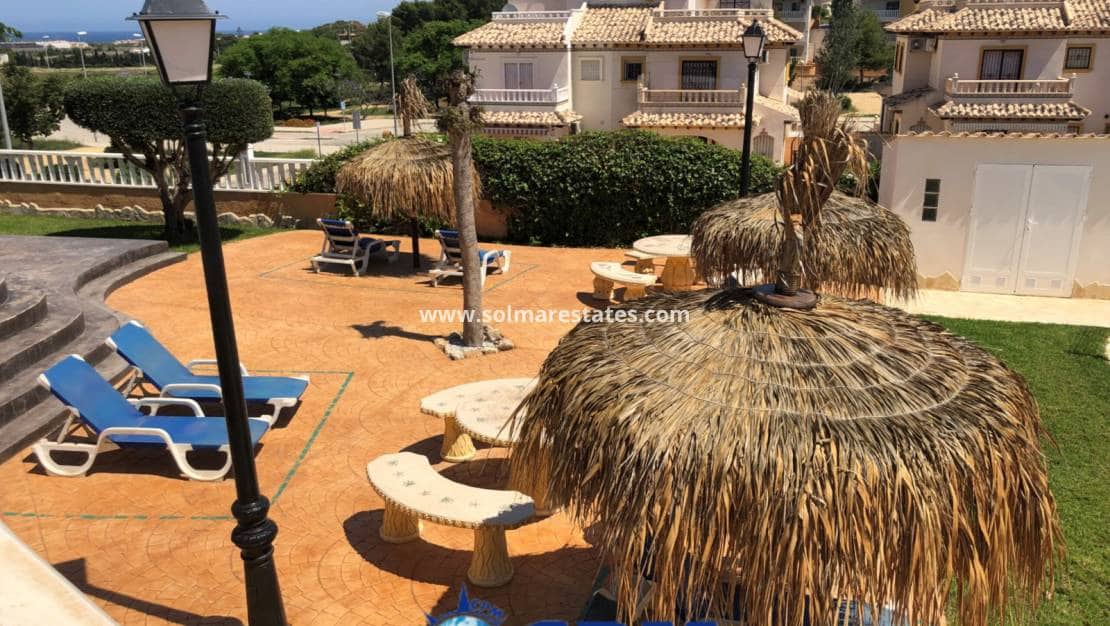 2 sovrum Lägenhet till salu i Cabo Roig med pool - 155 000 € (Ref: 10004630)