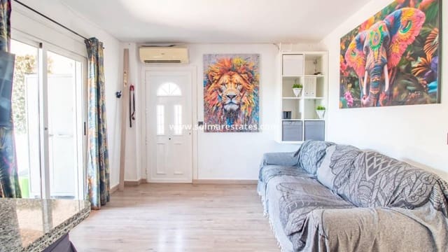 Apartamento de 2 habitaciones en Cabo Roig, Orihuela en venta con piscina - 135.000 € (Ref: 10004631)
