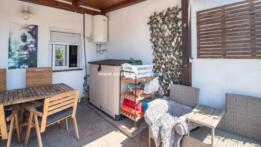 Apartamento de 2 habitaciones en Cabo Roig en venta con piscina - 135.000 € (Ref: 10004631)