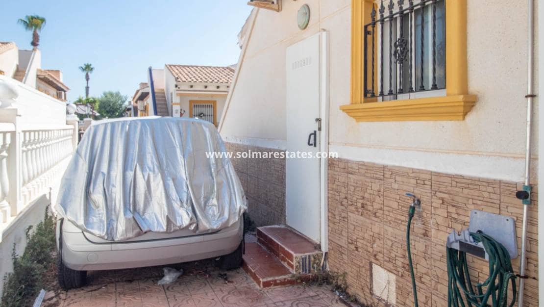 2 makuuhuone Bungalow myytävänä paikassa Cabo Roig mukana uima-altaan - 179 900 € (Ref: 10004632)