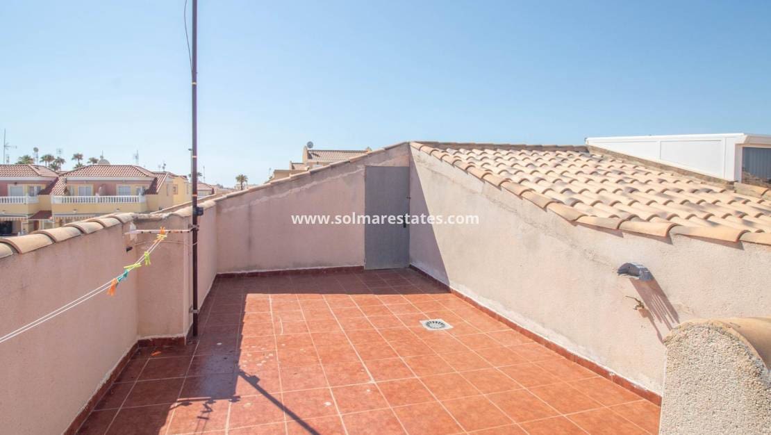 2 makuuhuone Bungalow myytävänä paikassa Cabo Roig mukana uima-altaan - 179 900 € (Ref: 10004632)