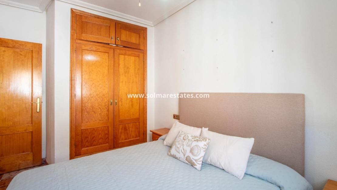 2 makuuhuone Bungalow myytävänä paikassa Cabo Roig mukana uima-altaan - 179 900 € (Ref: 10004632)
