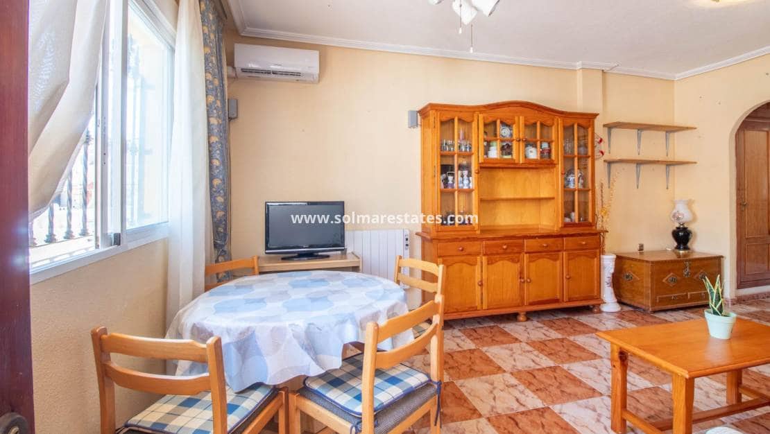 2 makuuhuone Bungalow myytävänä paikassa Cabo Roig mukana uima-altaan - 179 900 € (Ref: 10004632)