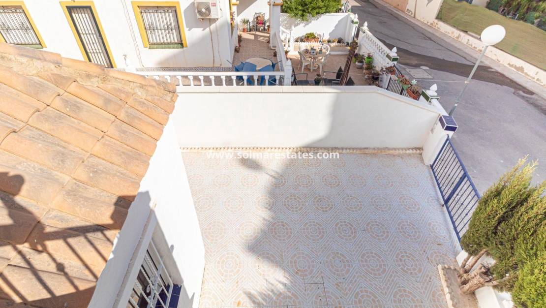 3 bedroom Townhouse for sale in Los Altos with pool - € 179,000 (Ref: 10004633)