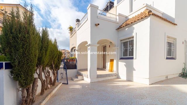 3 bedroom Townhouse for sale in Los Altos with pool - € 179,000 (Ref: 10004633)