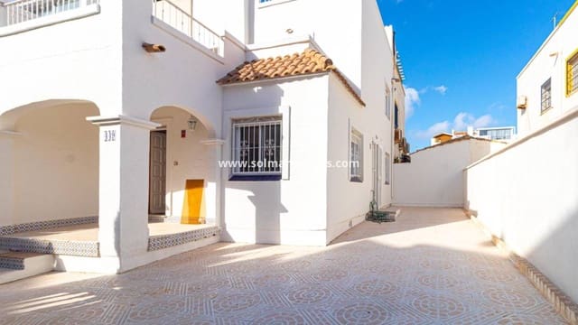 3 bedroom Townhouse for sale in Los Altos with pool - € 179,000 (Ref: 10004633)