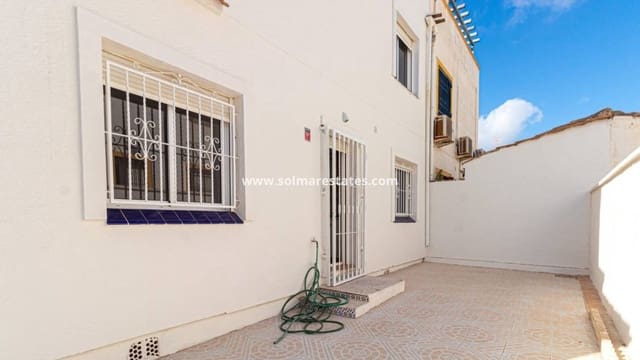 3 bedroom Townhouse for sale in Los Altos with pool - € 179,000 (Ref: 10004633)