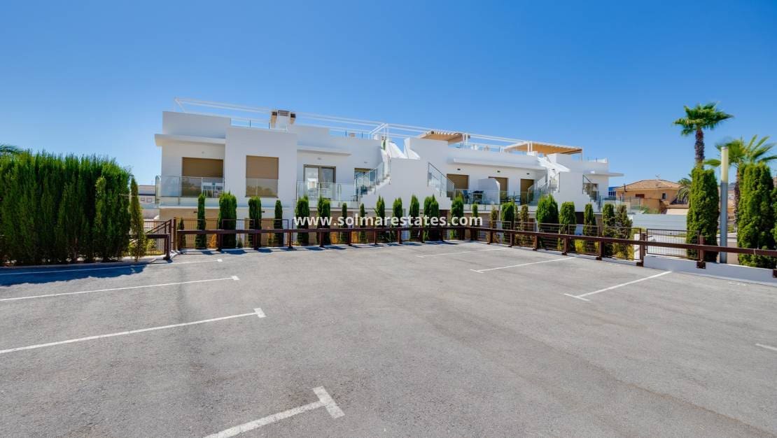 2 soveværelse Lejlighed til salg i Pilar de la Horadada med swimmingpool - € 259.950 (Ref: 10007531)