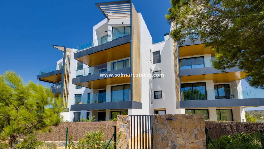 2 soverom Leilighet til salgs i Campoamor med svømmebasseng - € 449 000 (Ref: 10007532)