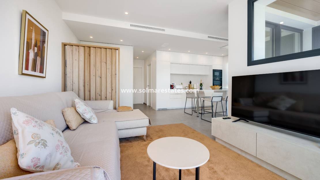 2 soverom Leilighet til salgs i Campoamor med svømmebasseng - € 449 000 (Ref: 10007532)