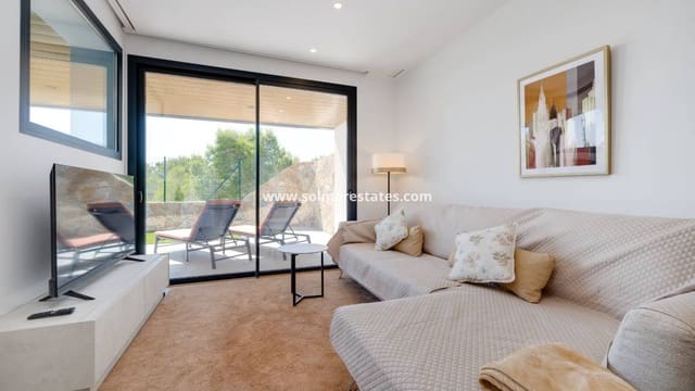 2 soverom Leilighet til salgs i Campoamor, Orihuela med svømmebasseng - € 449 000 (Ref: 10007532)