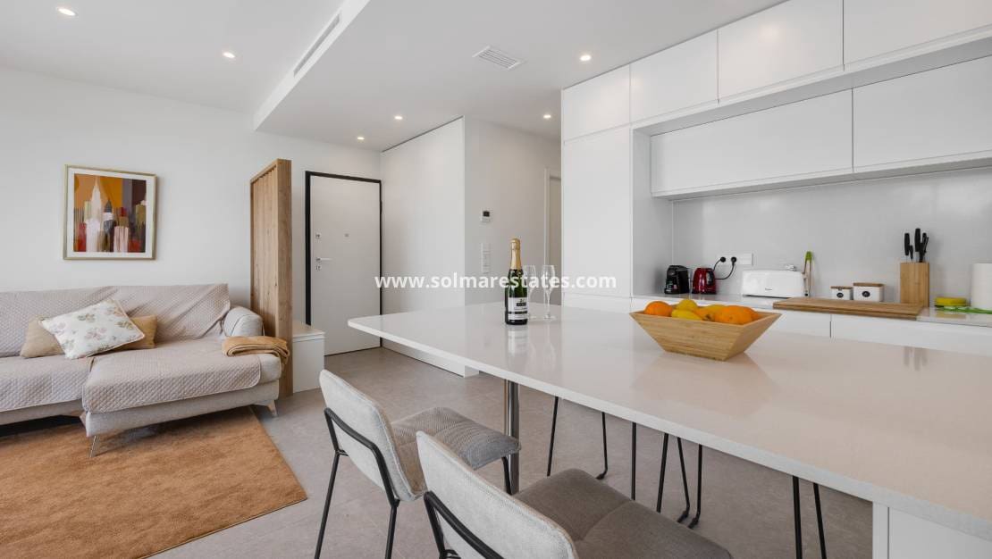 2 soverom Leilighet til salgs i Campoamor med svømmebasseng - € 449 000 (Ref: 10007532)