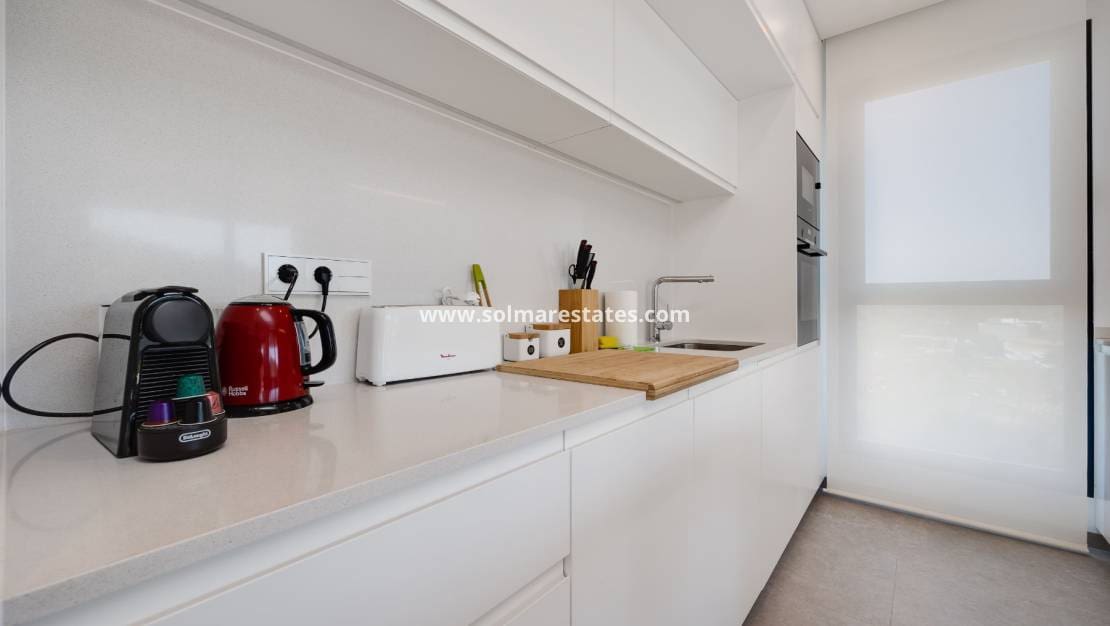 2 soverom Leilighet til salgs i Campoamor med svømmebasseng - € 449 000 (Ref: 10007532)