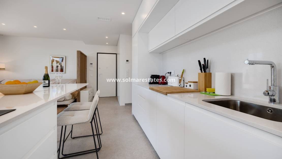 2 soverom Leilighet til salgs i Campoamor med svømmebasseng - € 449 000 (Ref: 10007532)