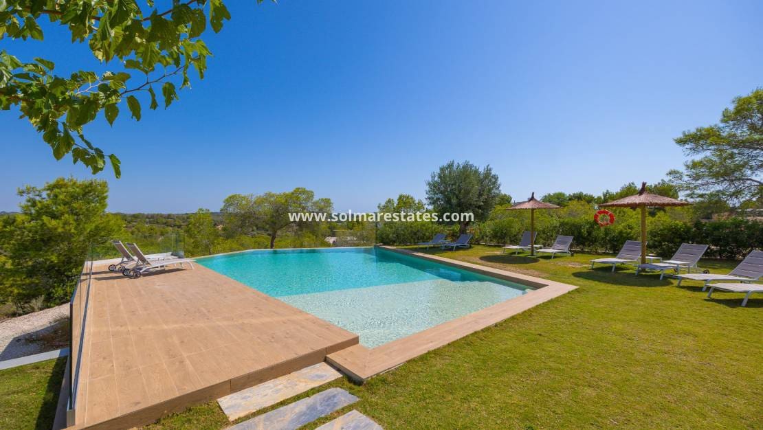 2 soverom Leilighet til salgs i Campoamor med svømmebasseng - € 449 000 (Ref: 10007532)