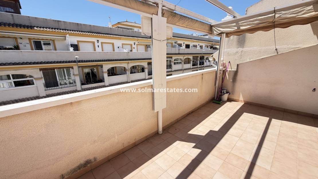 2 slaapkamer Appartement te koop in San Miguel de Salinas met zwembad - € 166.000 (Ref: 10007749)