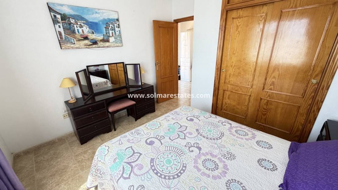 3 slaapkamer Appartement te koop in La Zenia met zwembad - € 189.000 (Ref: 10007750)