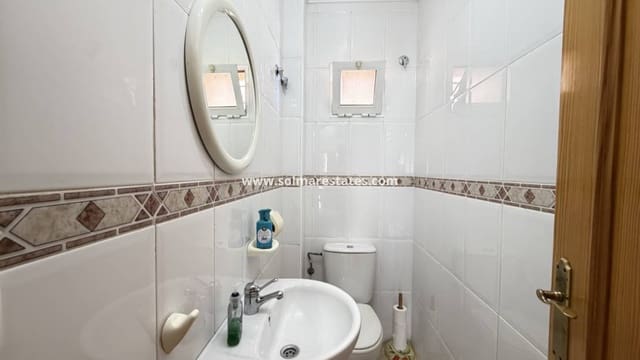 3 slaapkamer Appartement te koop in La Zenia, Orihuela met zwembad - € 189.000 (Ref: 10007750)