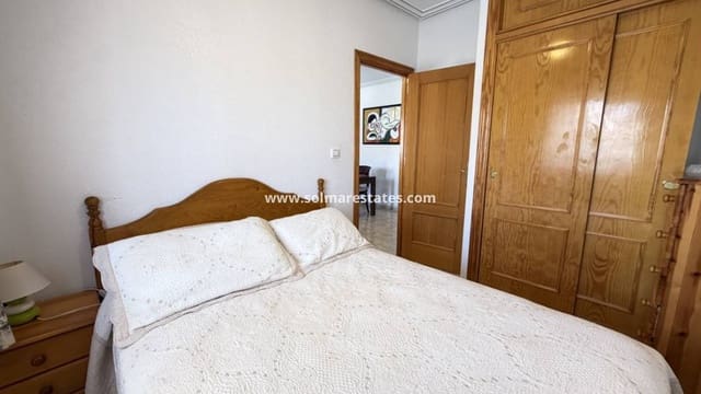 3 slaapkamer Appartement te koop in La Zenia, Orihuela met zwembad - € 189.000 (Ref: 10007750)