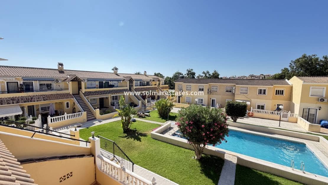 2 soverom Leilighet til salgs i Villamartin med svømmebasseng - € 139 995 (Ref: 10007751)