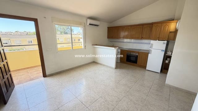 2 soverom Leilighet til salgs i Villamartin, Orihuela med svømmebasseng - € 139 995 (Ref: 10007751)