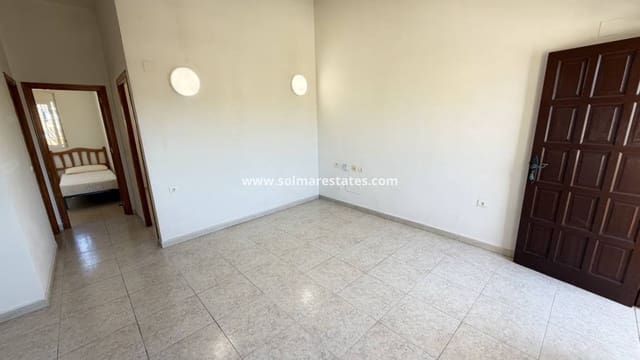 2 soverom Leilighet til salgs i Villamartin, Orihuela med svømmebasseng - € 139 995 (Ref: 10007751)