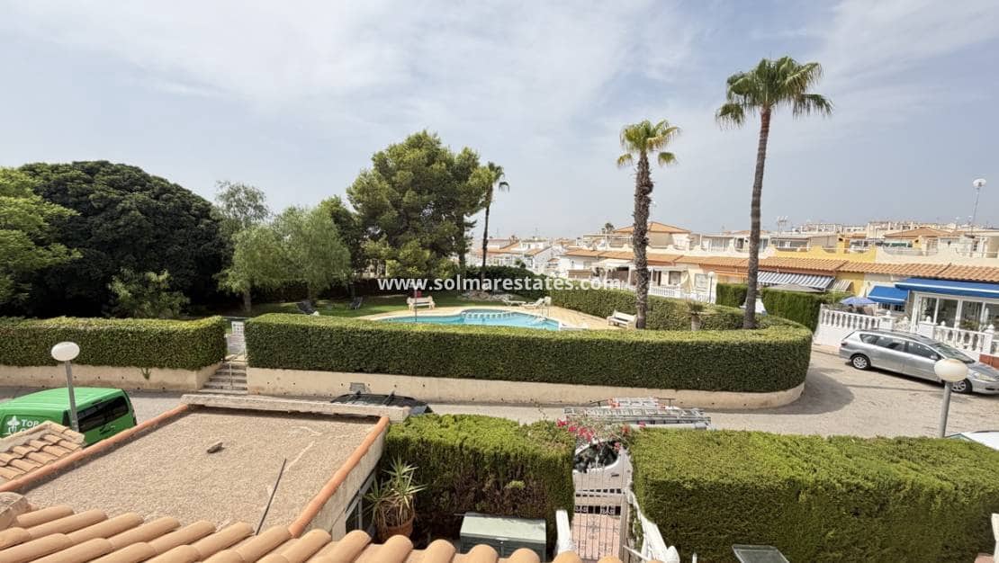 Pareado de 3 habitaciones en La Florida en venta con piscina - 229.000 € (Ref: 10007752)