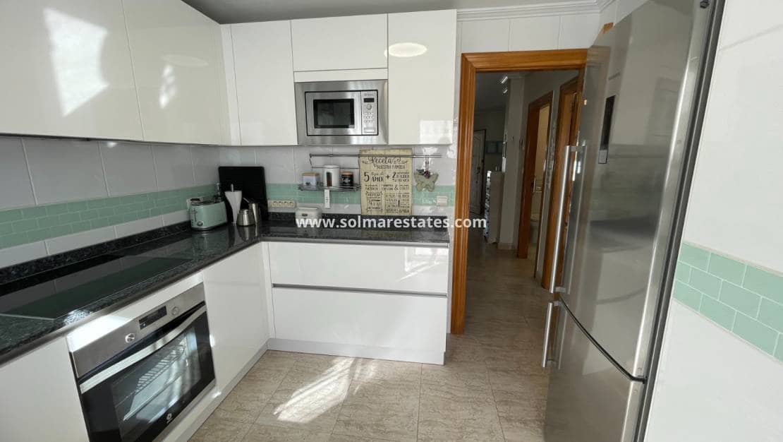 Casa de 3 habitaciones en Torre de la Horadada en venta con piscina - 355.000 € (Ref: 10008012)