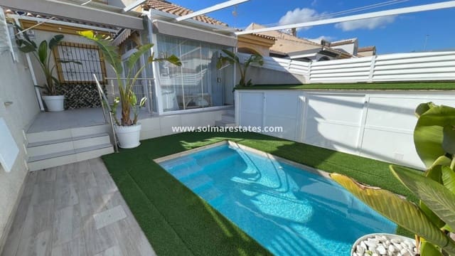 Casa de 3 habitaciones en Torre de la Horadada, Pilar de la Horadada en venta con piscina - 355.000 € (Ref: 10008012)
