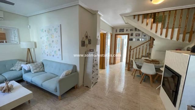 Casa de 3 habitaciones en Torre de la Horadada, Pilar de la Horadada en venta con piscina - 355.000 € (Ref: 10008012)