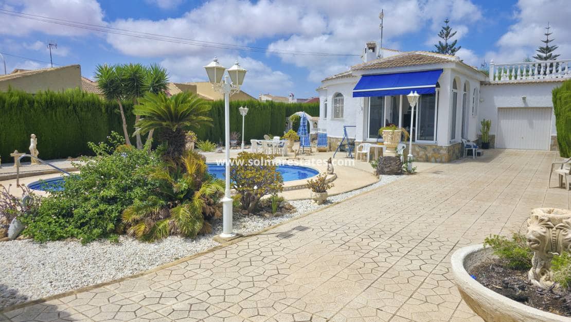 3 sovrum Villa till salu i San Luis med pool - 475 000 € (Ref: 10012225)