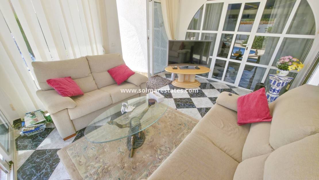 3 sovrum Villa till salu i San Luis med pool - 475 000 € (Ref: 10012225)