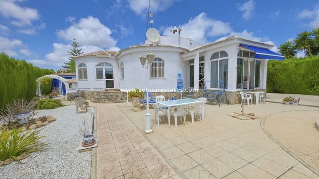 3 sovrum Villa till salu i San Luis, Torrevieja med pool - 475 000 € (Ref: 10012225)