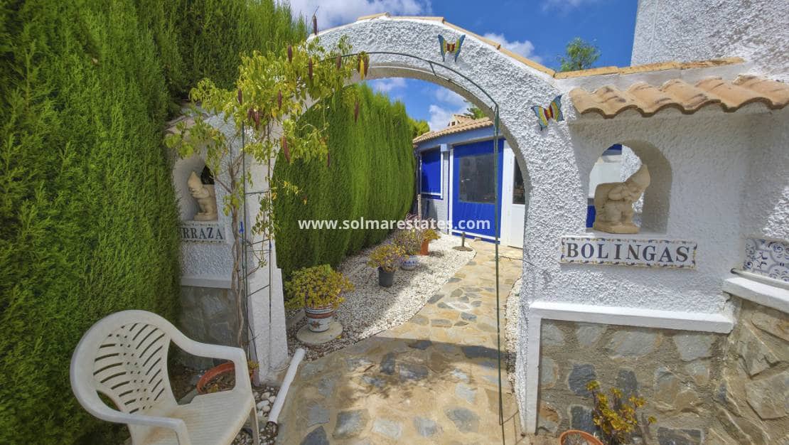 3 sovrum Villa till salu i San Luis med pool - 475 000 € (Ref: 10012225)