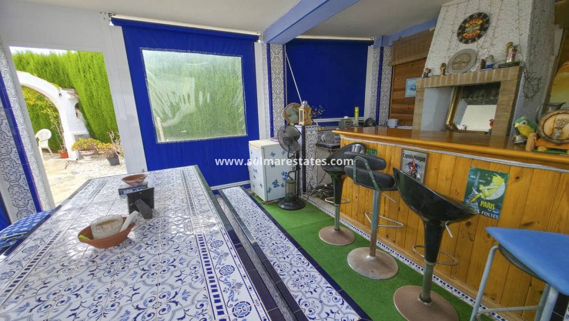 3 sovrum Villa till salu i San Luis med pool - 475 000 € (Ref: 10012225)