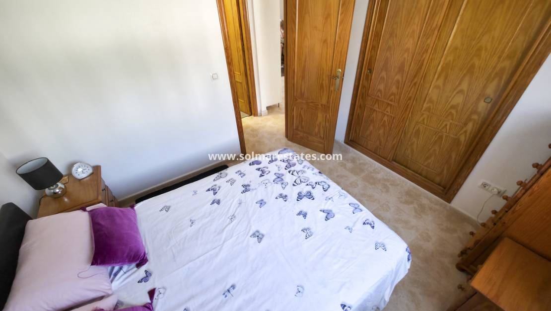 2 soverom Leilighet til salgs i Villamartin med svømmebasseng - € 149 950 (Ref: 10012227)
