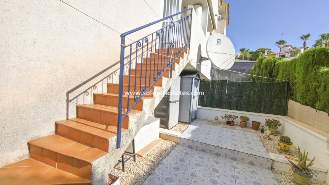 2 soverom Leilighet til salgs i Villamartin med svømmebasseng - € 149 950 (Ref: 10012227)