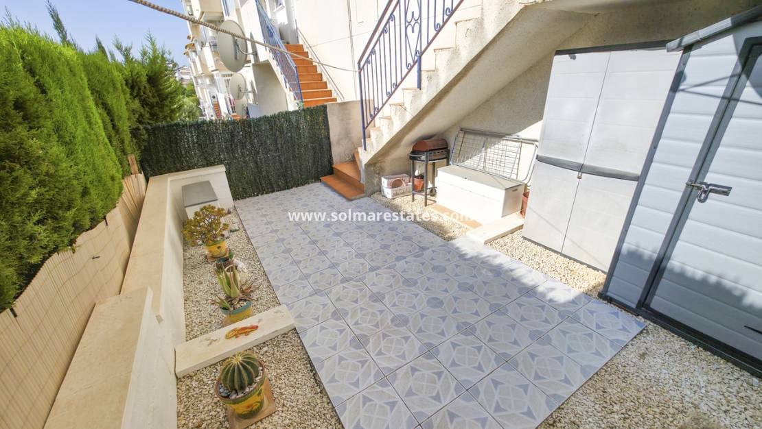 2 soverom Leilighet til salgs i Villamartin med svømmebasseng - € 149 950 (Ref: 10012227)