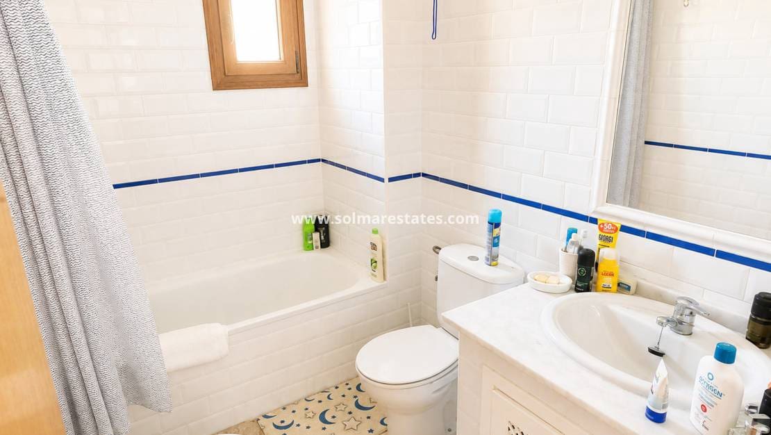 Apartamento de 2 habitaciones en Algorfa en venta con piscina - 184.995 € (Ref: 10012228)