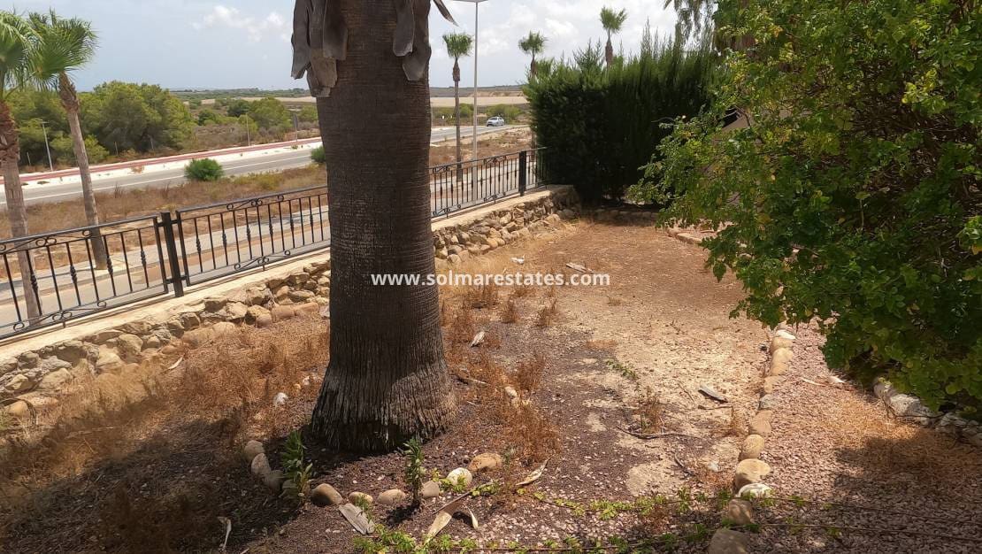Apartamento de 2 habitaciones en Algorfa en venta con piscina - 184.995 € (Ref: 10012228)