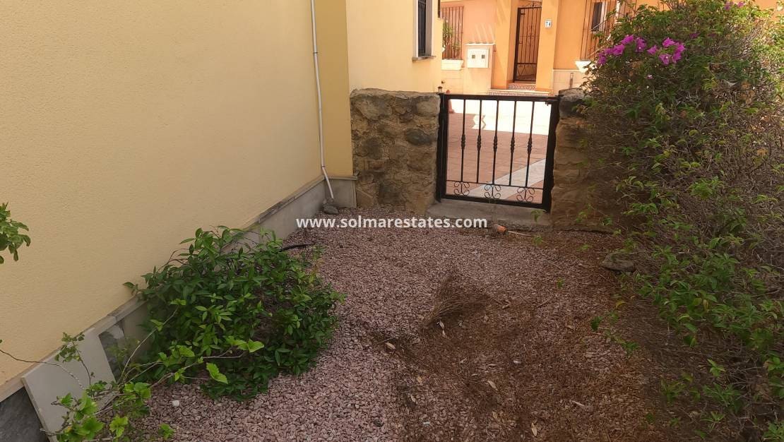 Apartamento de 2 habitaciones en Algorfa en venta con piscina - 184.995 € (Ref: 10012228)