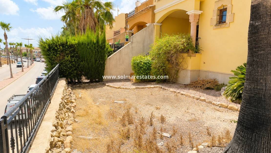 Apartamento de 2 habitaciones en Algorfa en venta con piscina - 184.995 € (Ref: 10012228)